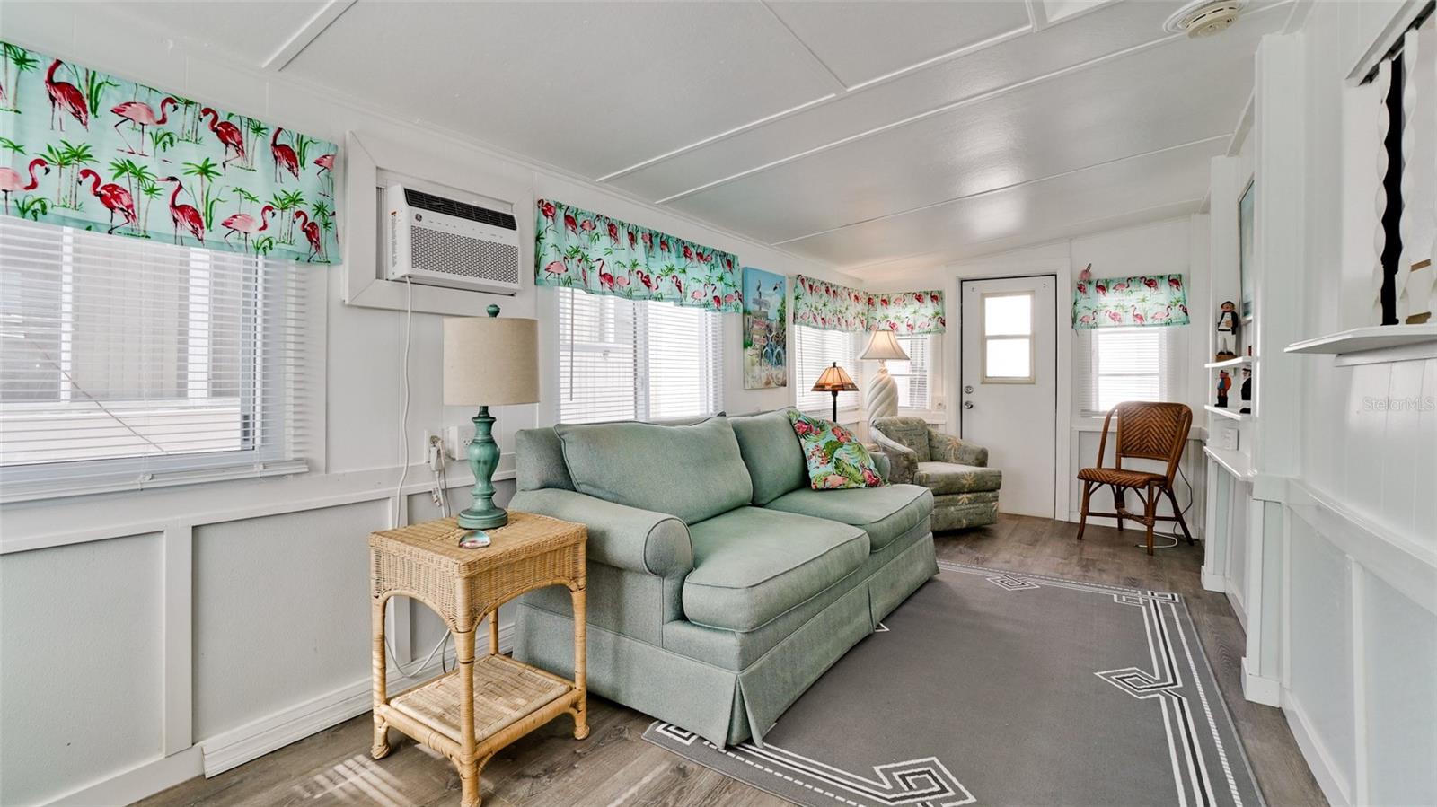 Image 8 of 66 For 31 1st Street