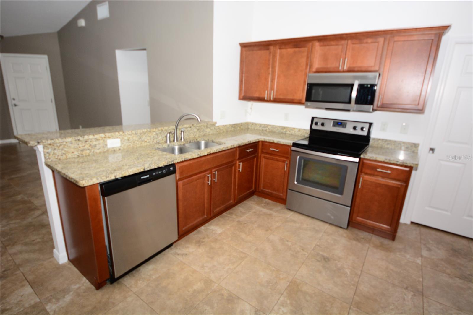 Image 7 of 22 For 1955 Sunflower Street