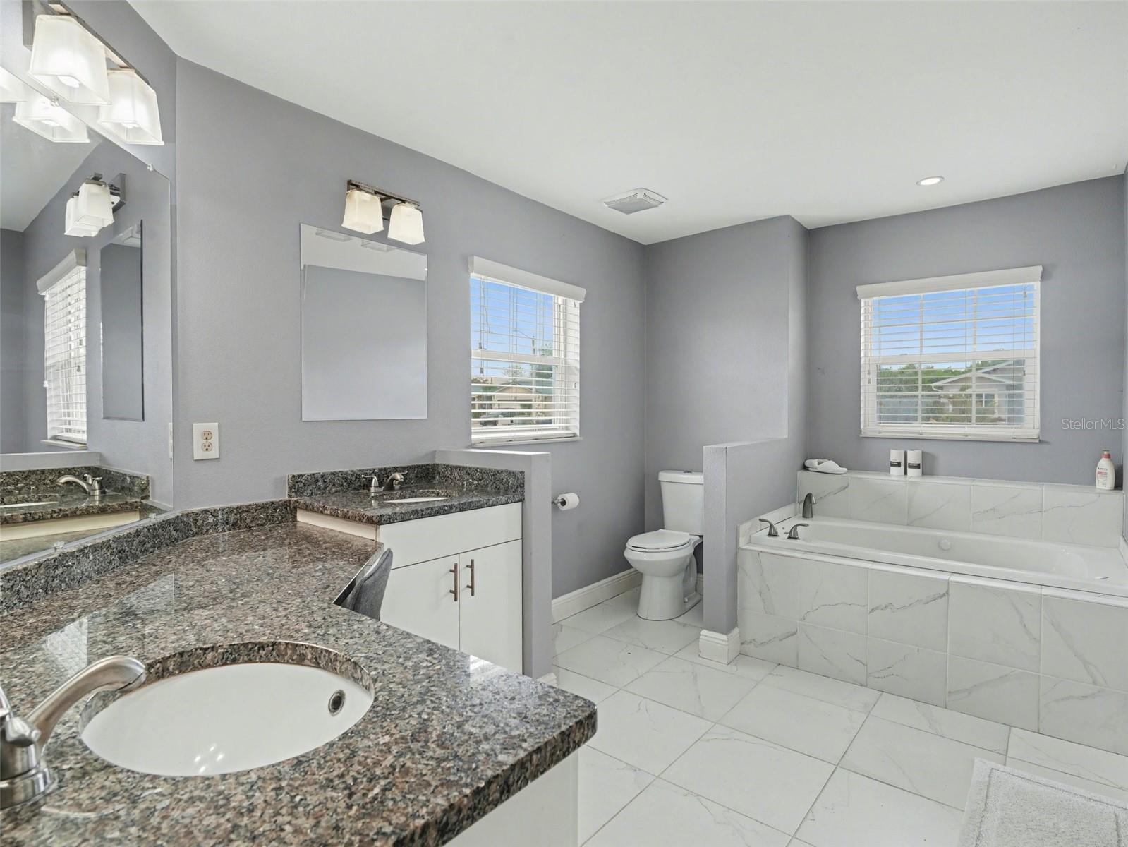 Image 11 of 27 For 2305 14th Street W