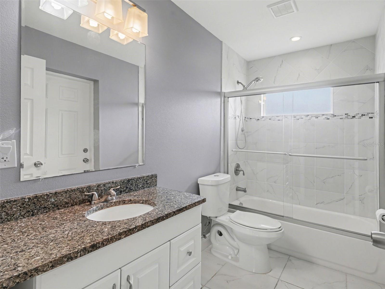 Image 15 of 27 For 2305 14th Street W