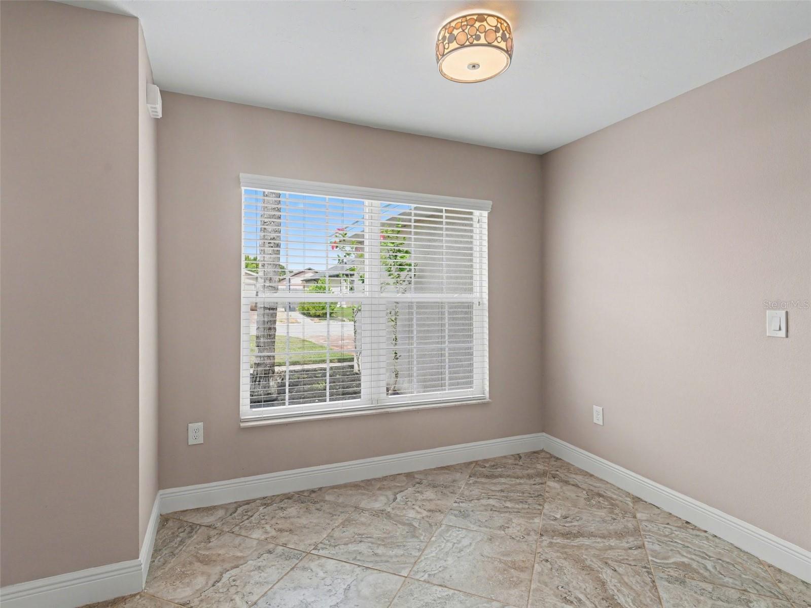 Image 18 of 27 For 2305 14th Street W