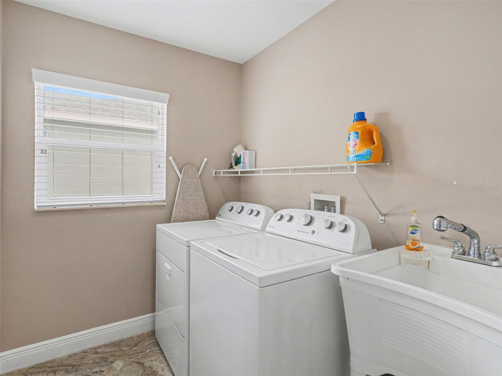 Image 19 of 27 For 2305 14th Street W