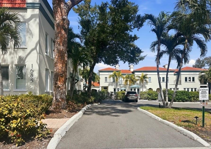 Details for 1685 Laurel Street 4, SARASOTA, FL 34236