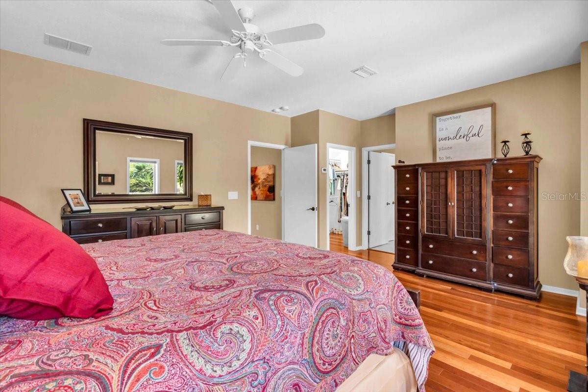 Image 21 of 43 For 1685 Laurel Street 4