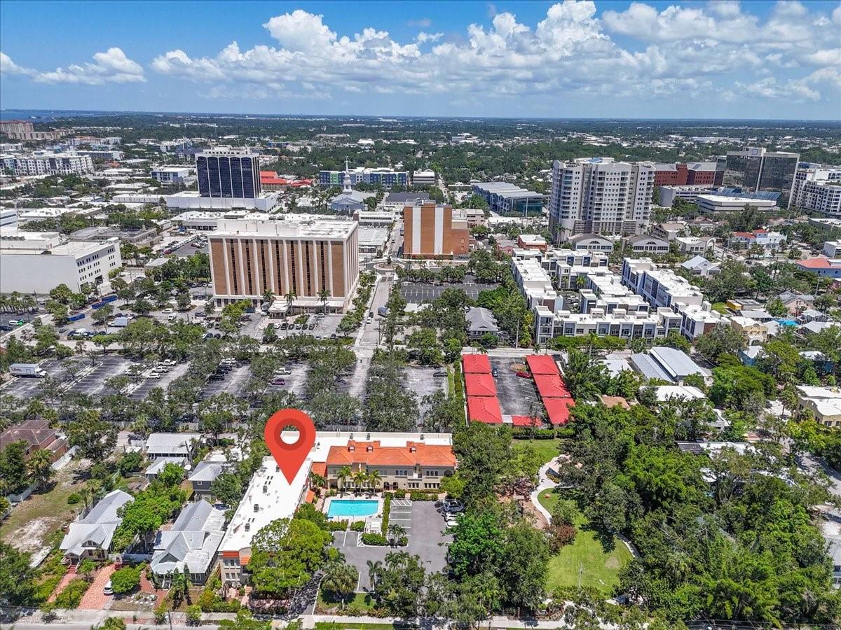 Image 37 of 43 For 1685 Laurel Street 4