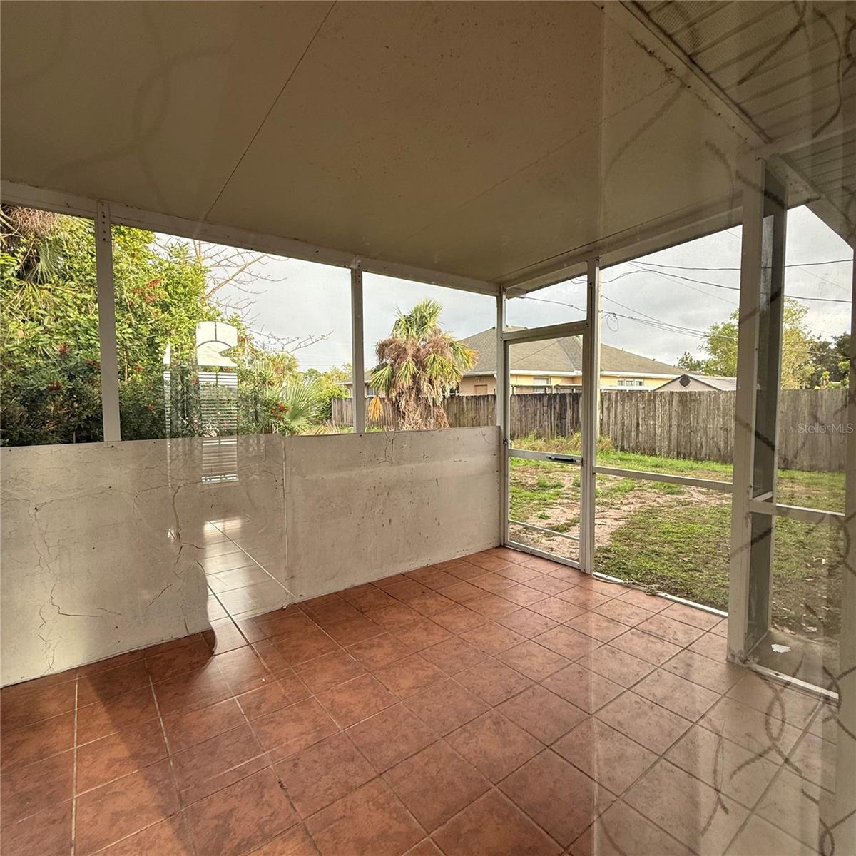 Image 17 of 22 For 239 Venetia Avenue