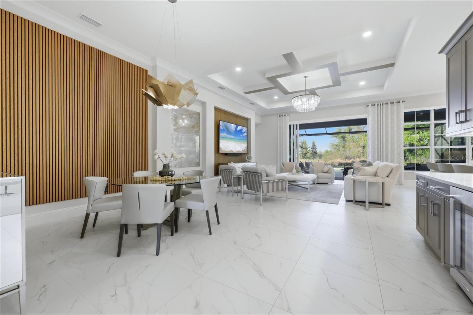 Image 20 of 57 For 8352 Sea Glass Court