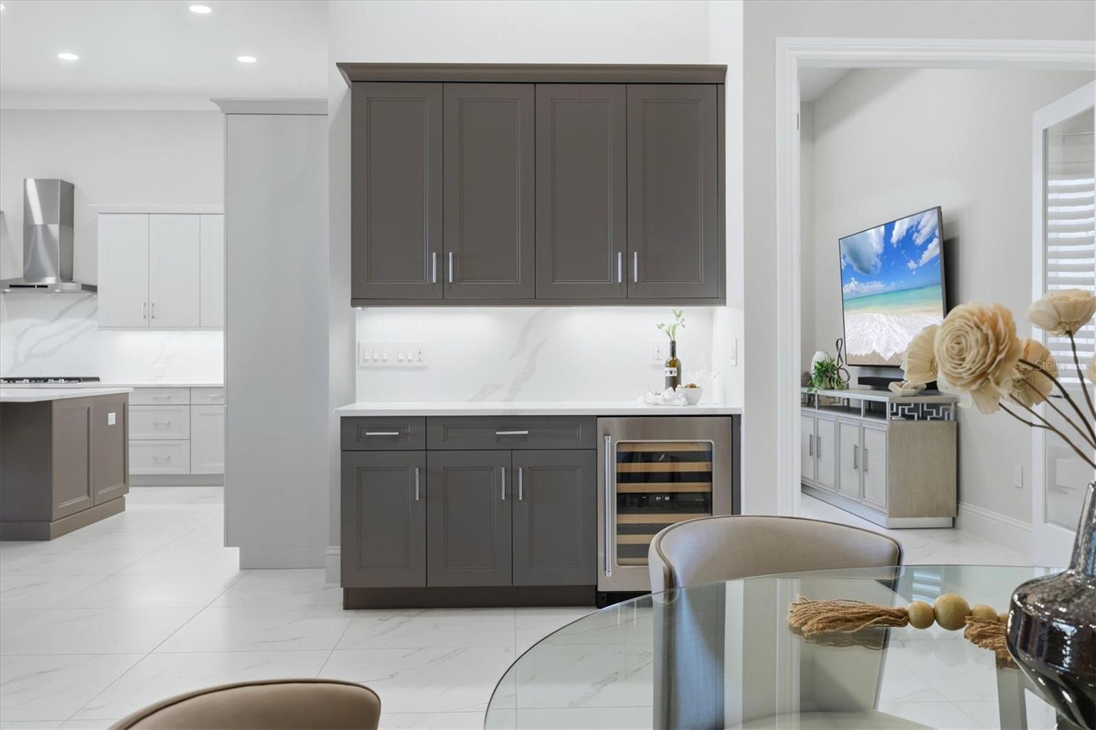 Image 26 of 57 For 8352 Sea Glass Court