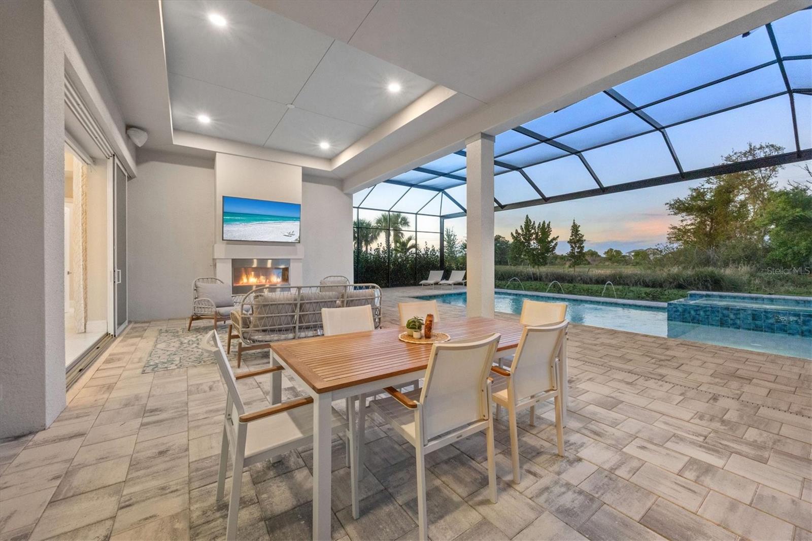 Image 7 of 57 For 8352 Sea Glass Court