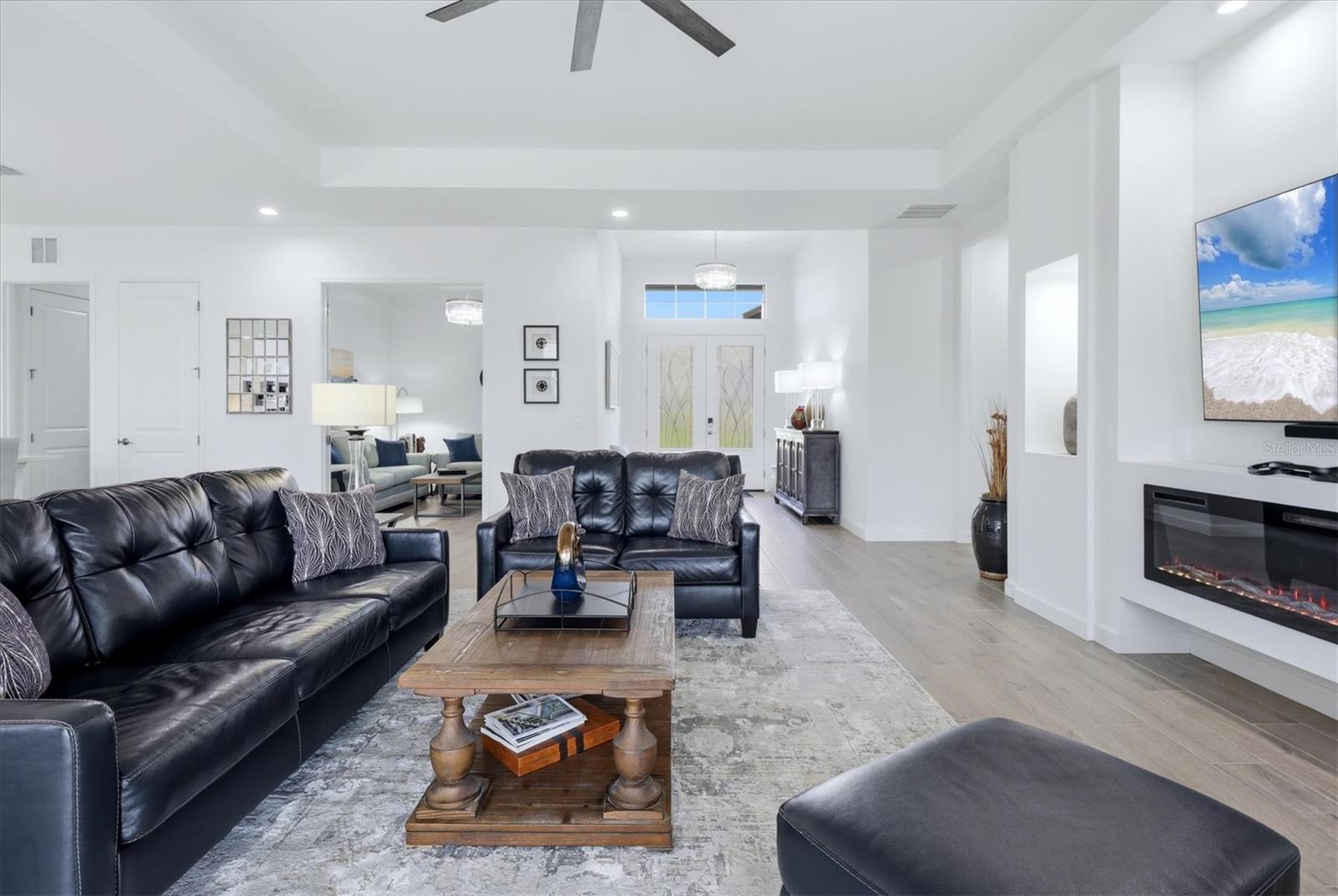 Image 20 of 71 For 15306 Golden Beam Place