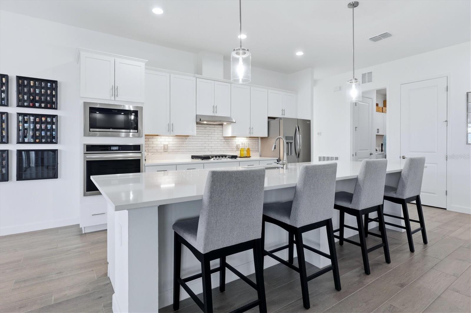 Image 21 of 71 For 15306 Golden Beam Place