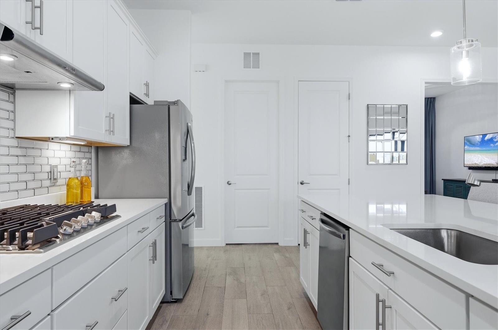 Image 25 of 71 For 15306 Golden Beam Place