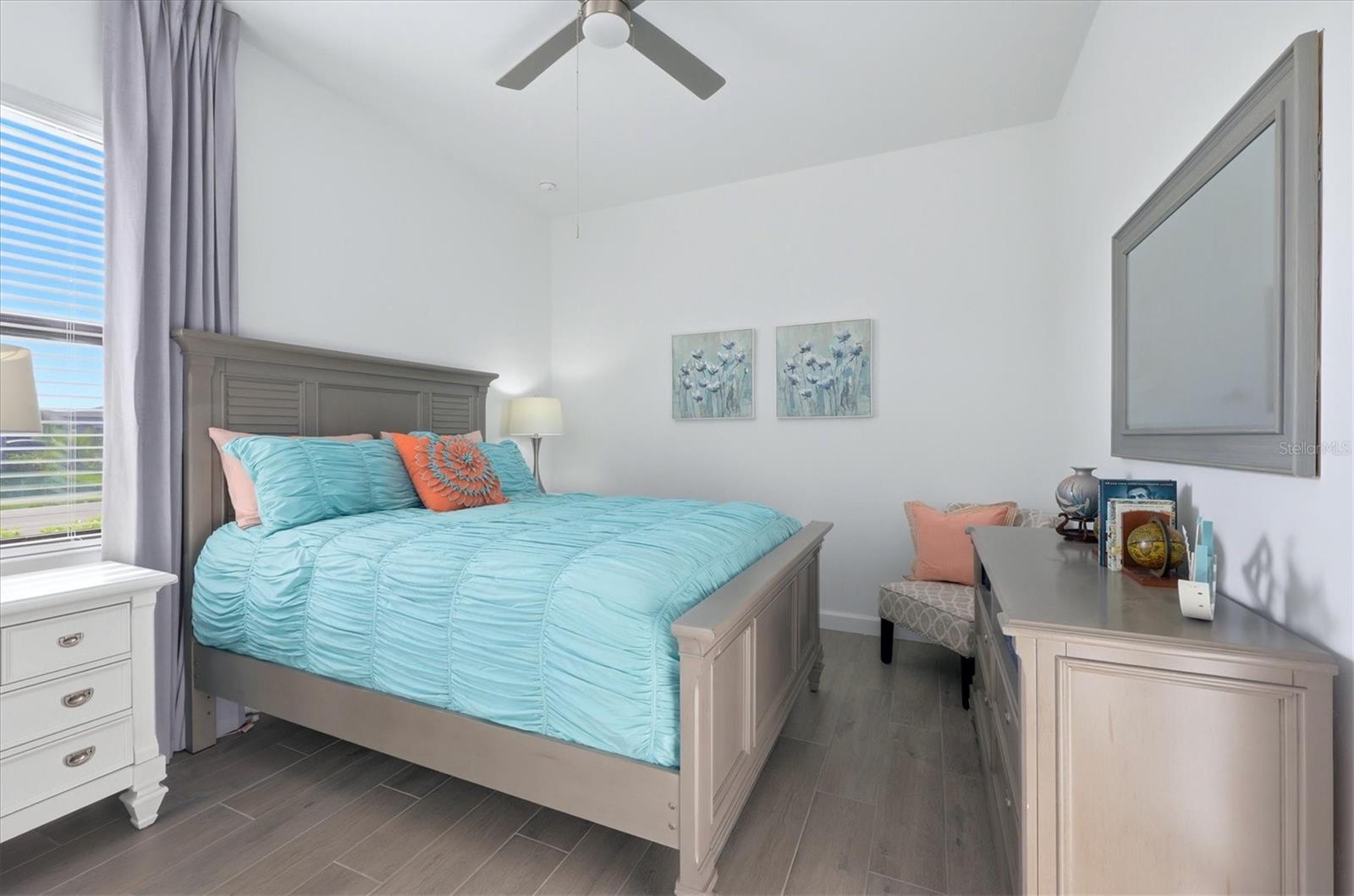 Image 33 of 71 For 15306 Golden Beam Place