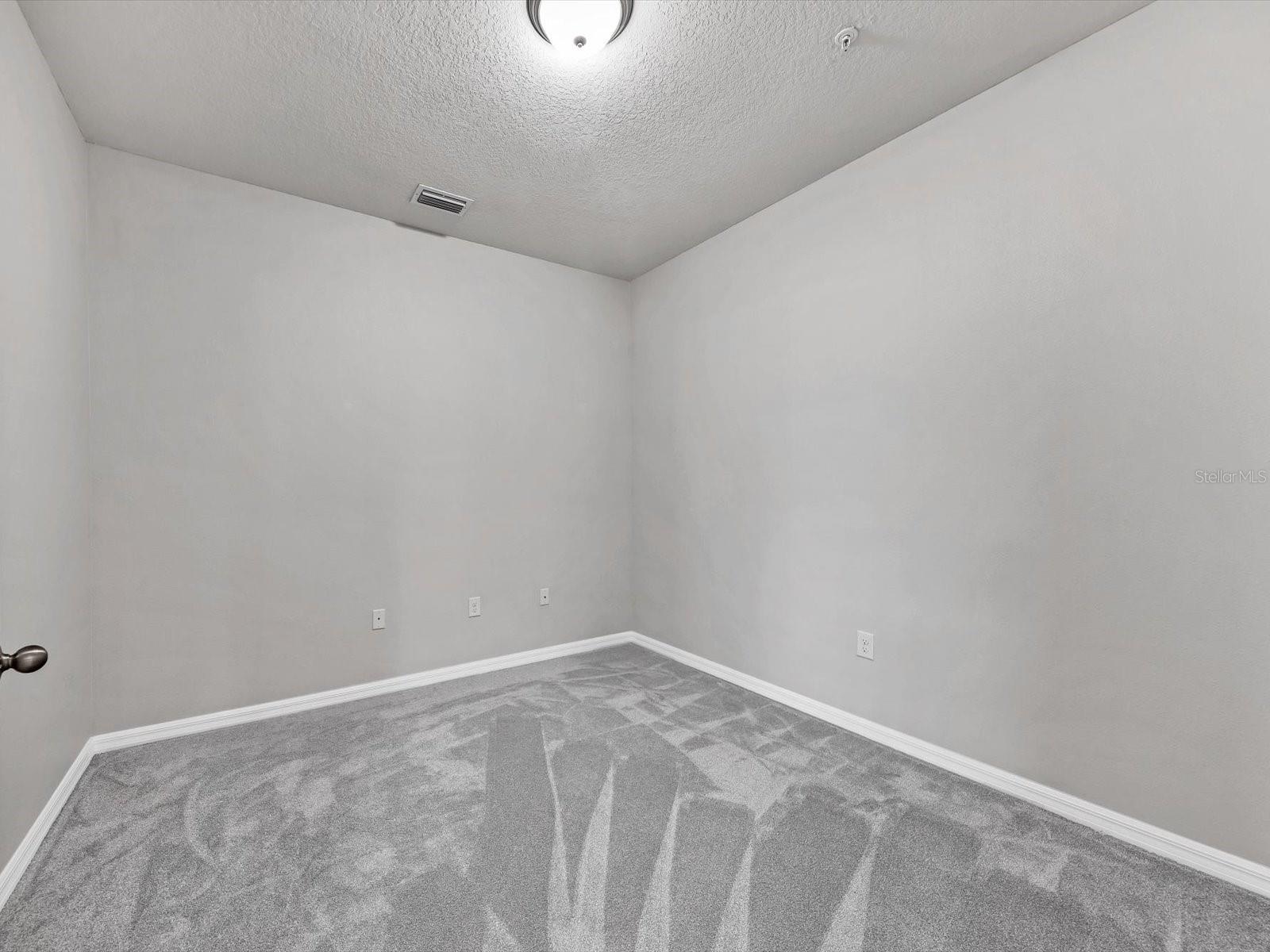 Image 20 of 35 For 8363 Enclave Way 101