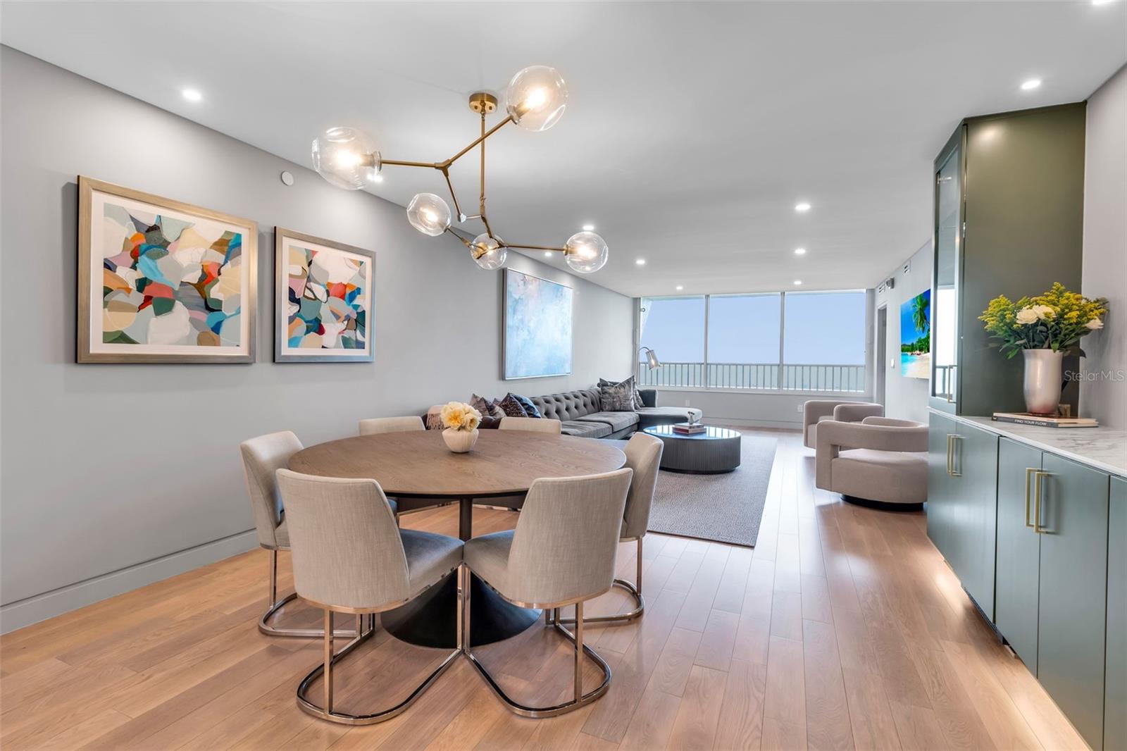 Image 15 of 76 For 5740 Midnight Pass Road 403