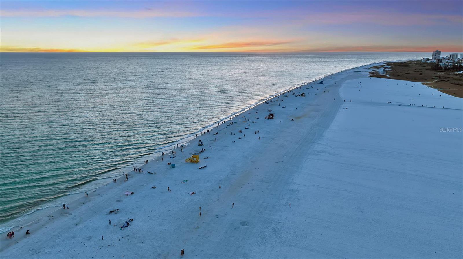 Image 53 of 76 For 5740 Midnight Pass Road 403