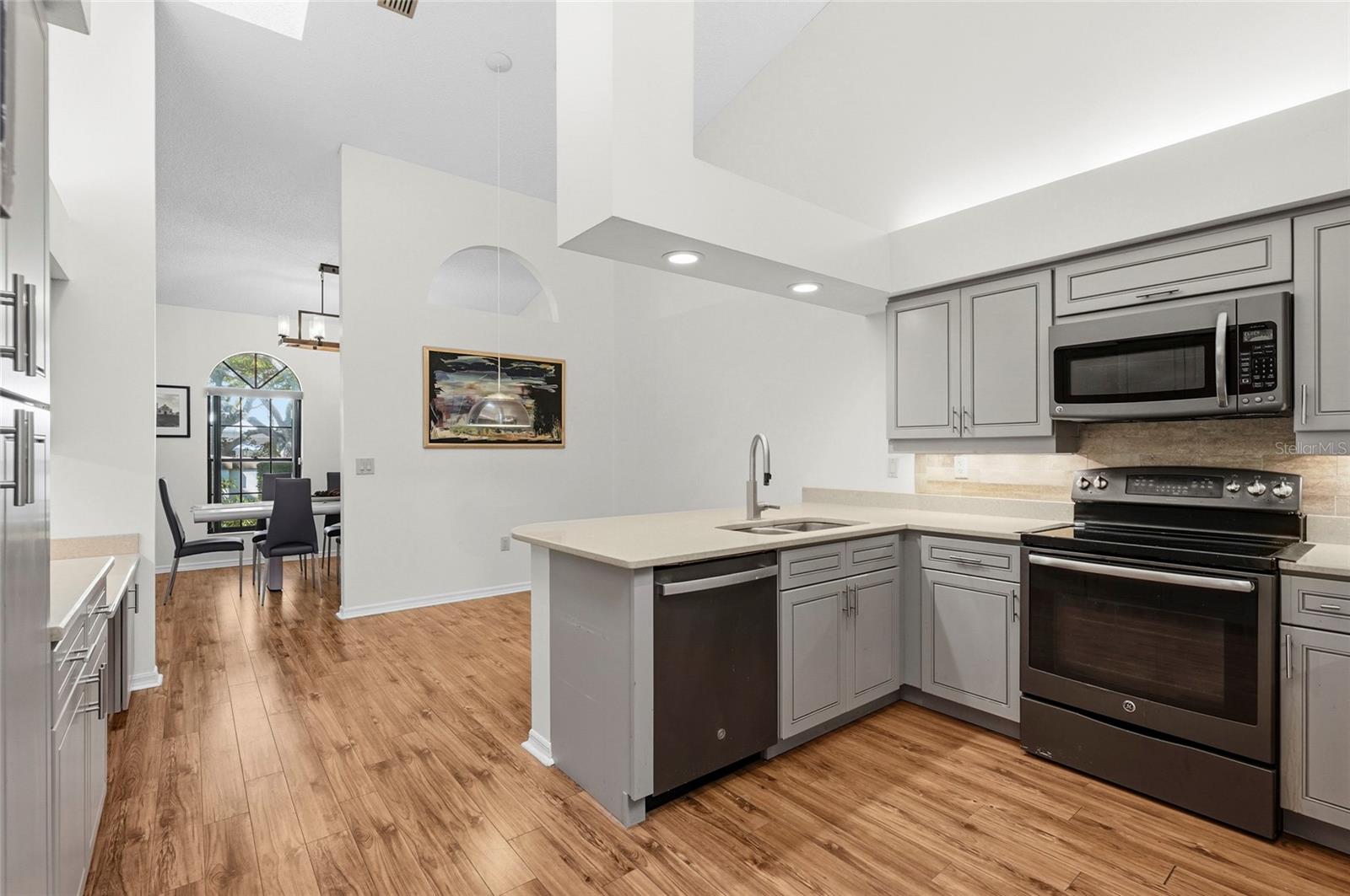 Image 23 of 63 For 4531 Las Brisas Lane