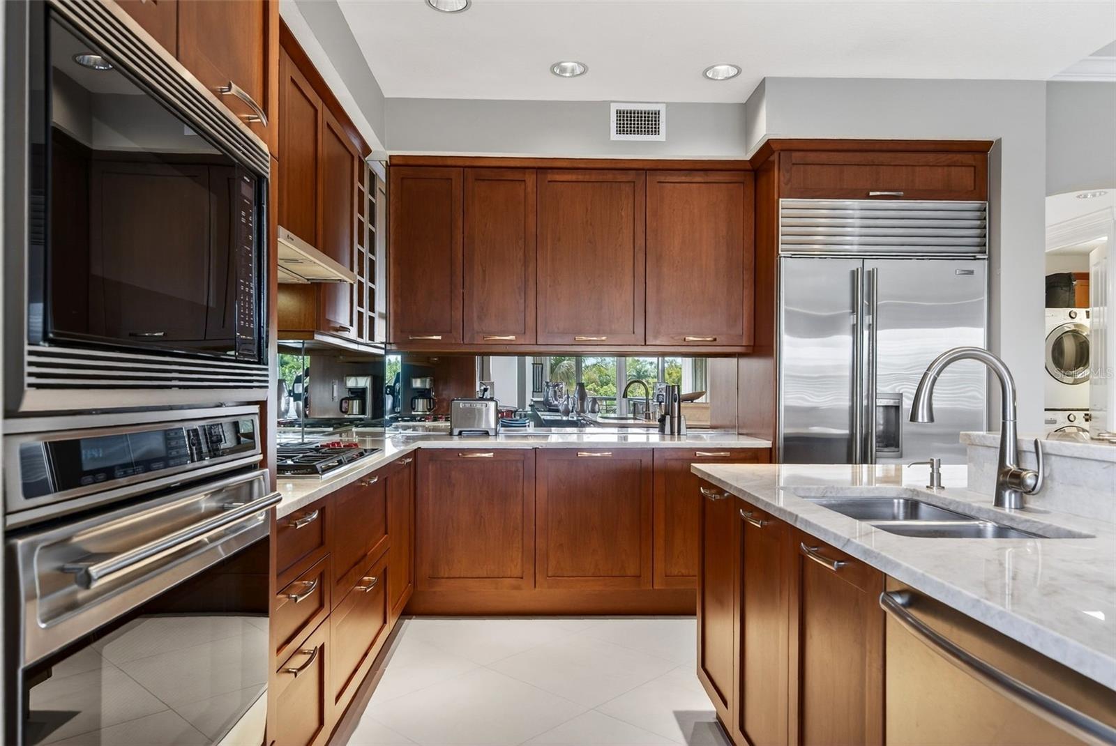 Image 15 of 86 For 888 Orange Avenue 3a