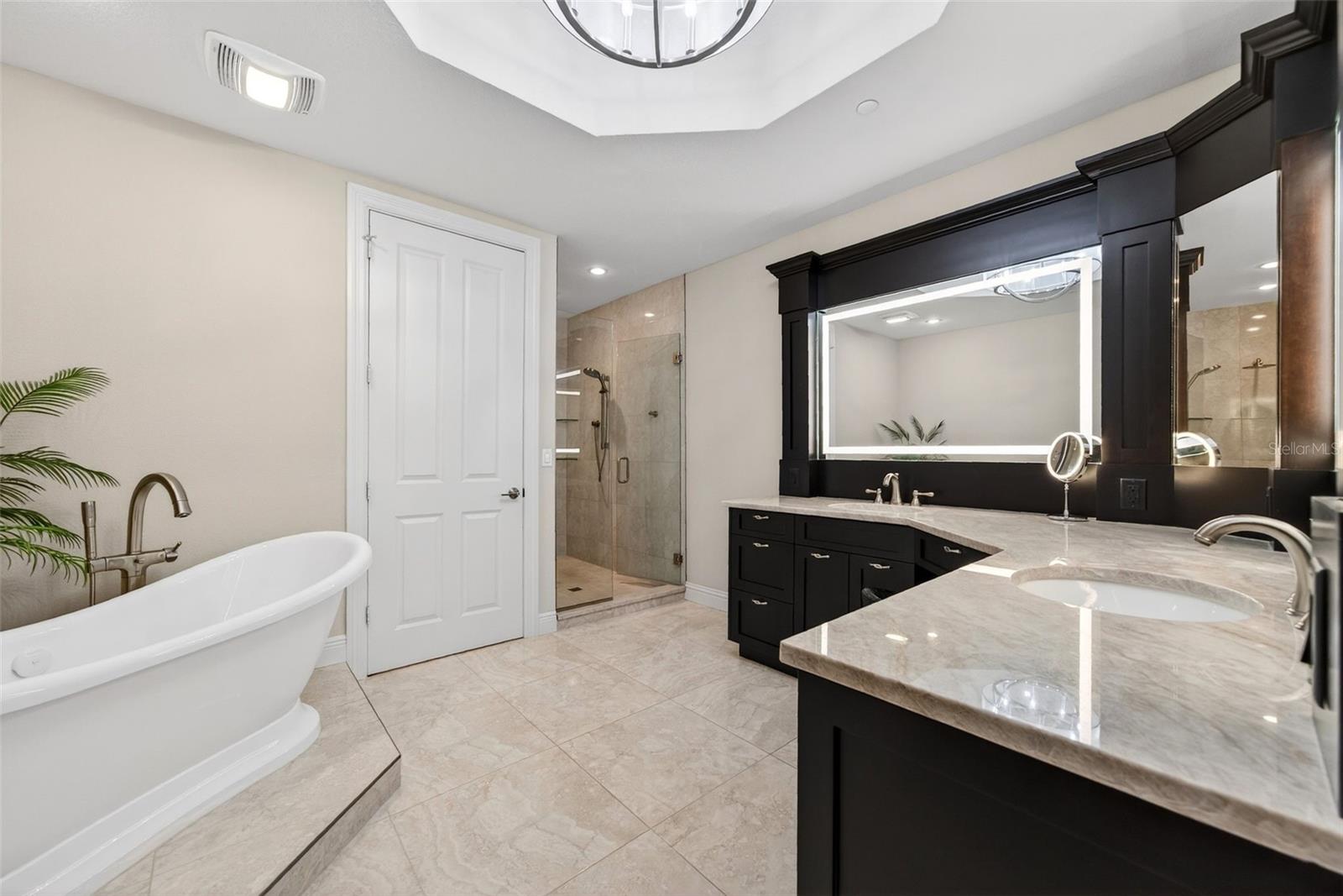 Image 36 of 86 For 888 Orange Avenue 3a