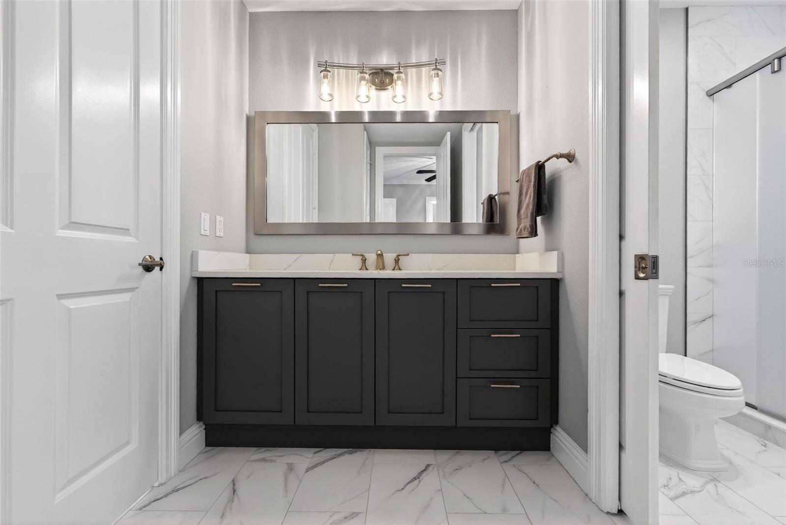 Image 45 of 86 For 888 Orange Avenue 3a