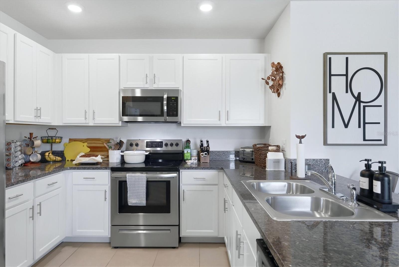 Image 18 of 45 For 5873 Calla Lilly Drive