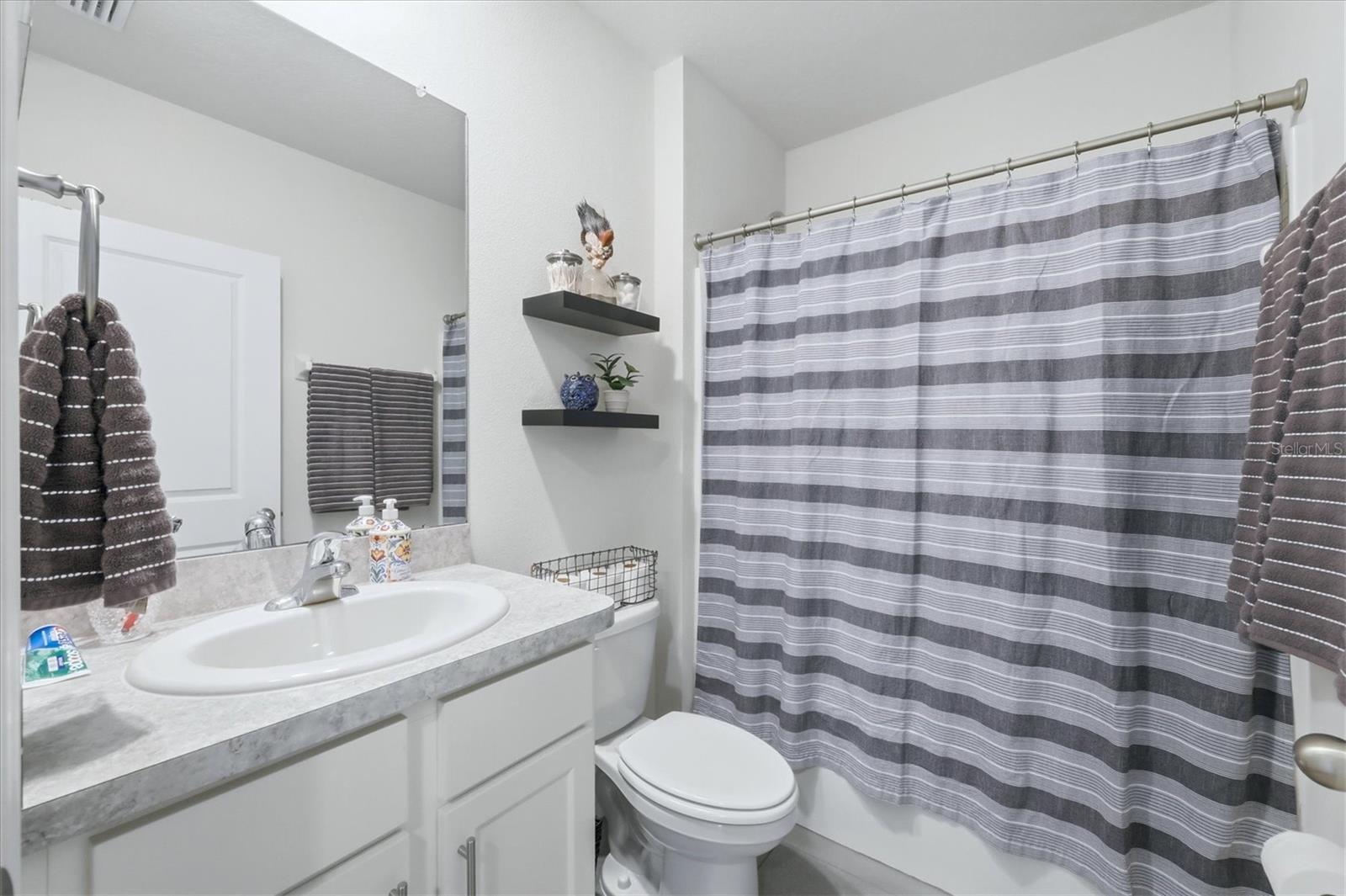 Image 27 of 45 For 5873 Calla Lilly Drive