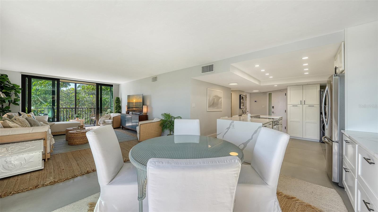 Image 18 of 77 For 4900 Ocean Boulevard 304