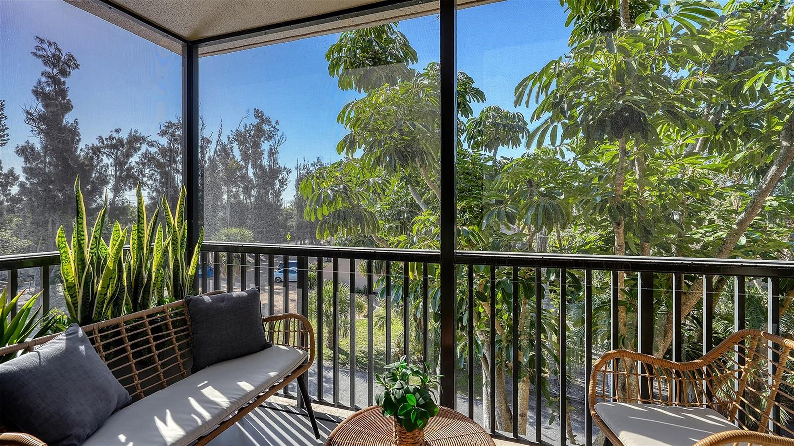 Image 22 of 77 For 4900 Ocean Boulevard 304