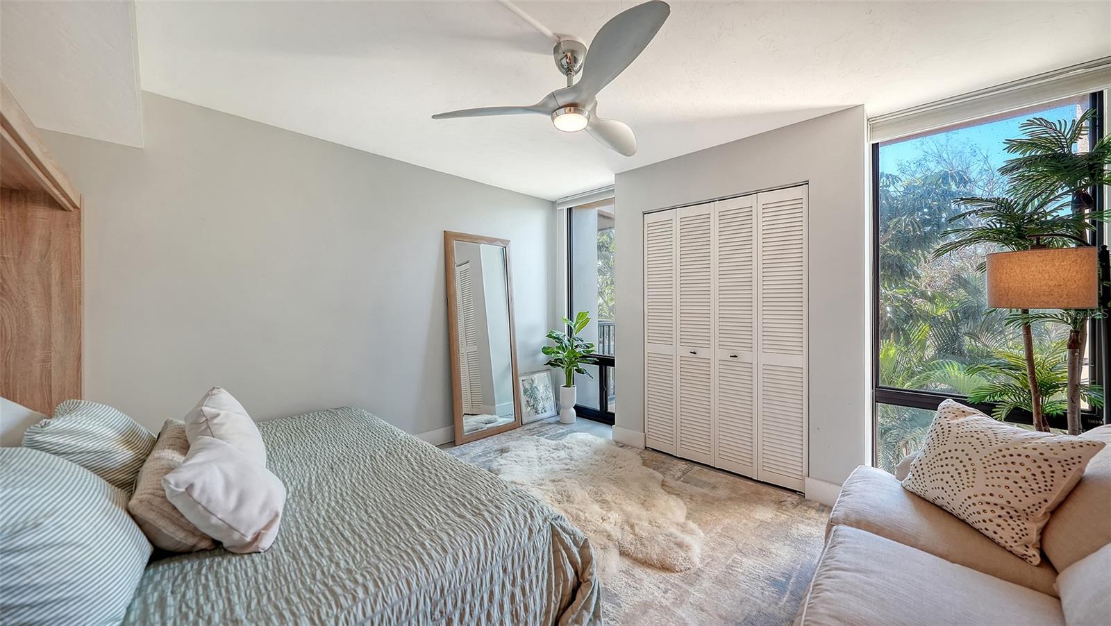 Image 40 of 77 For 4900 Ocean Boulevard 304