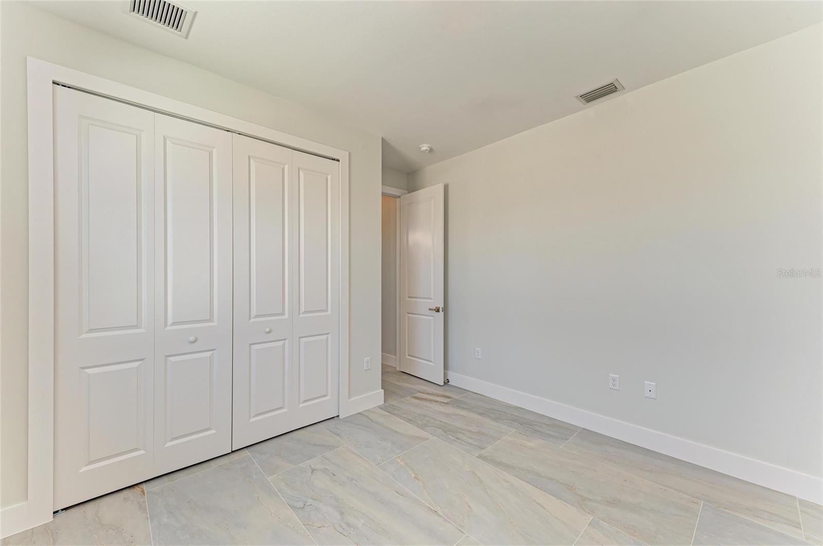 Image 32 of 42 For 380 Holly Road