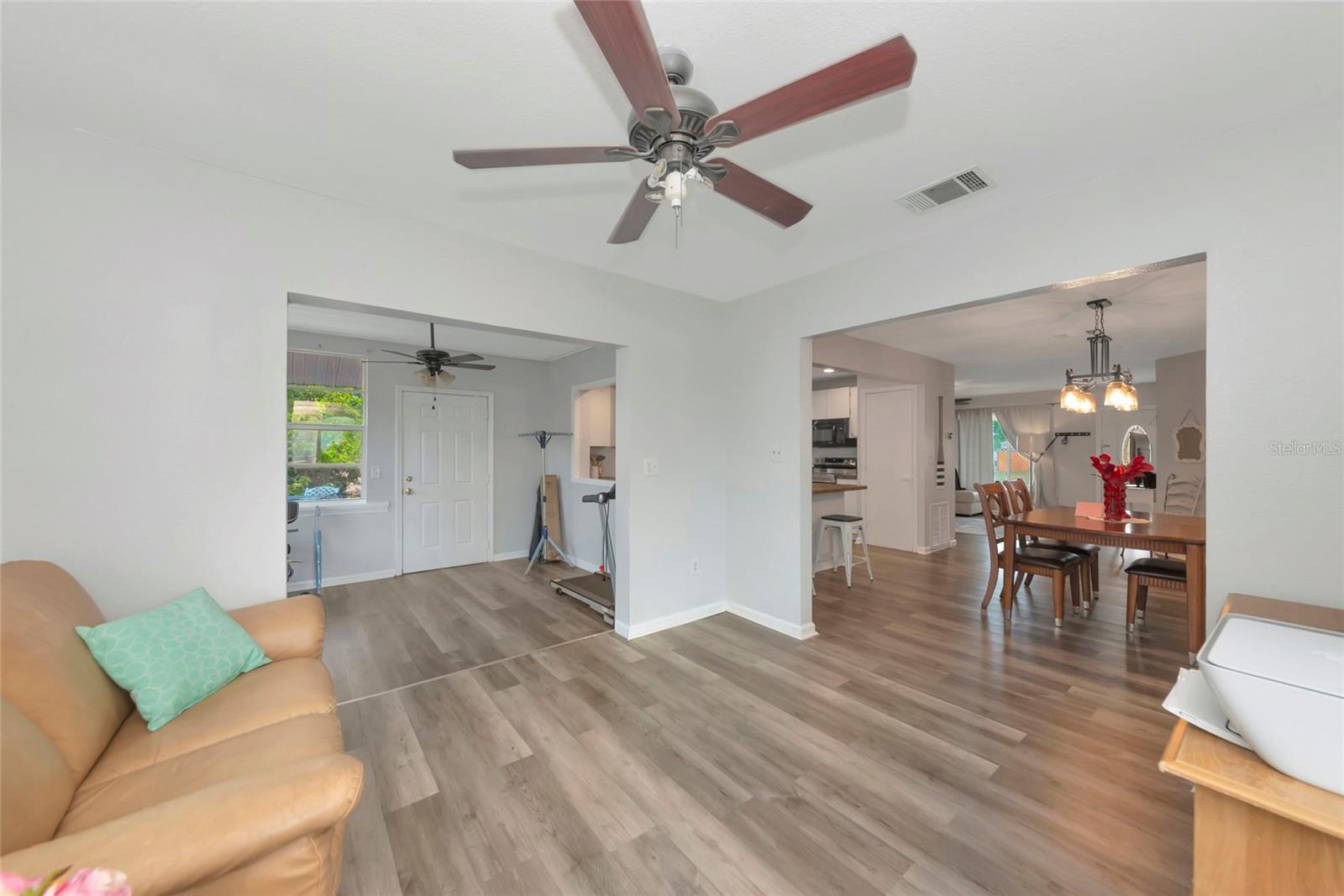 Image 13 of 50 For 6703 Electra Avenue