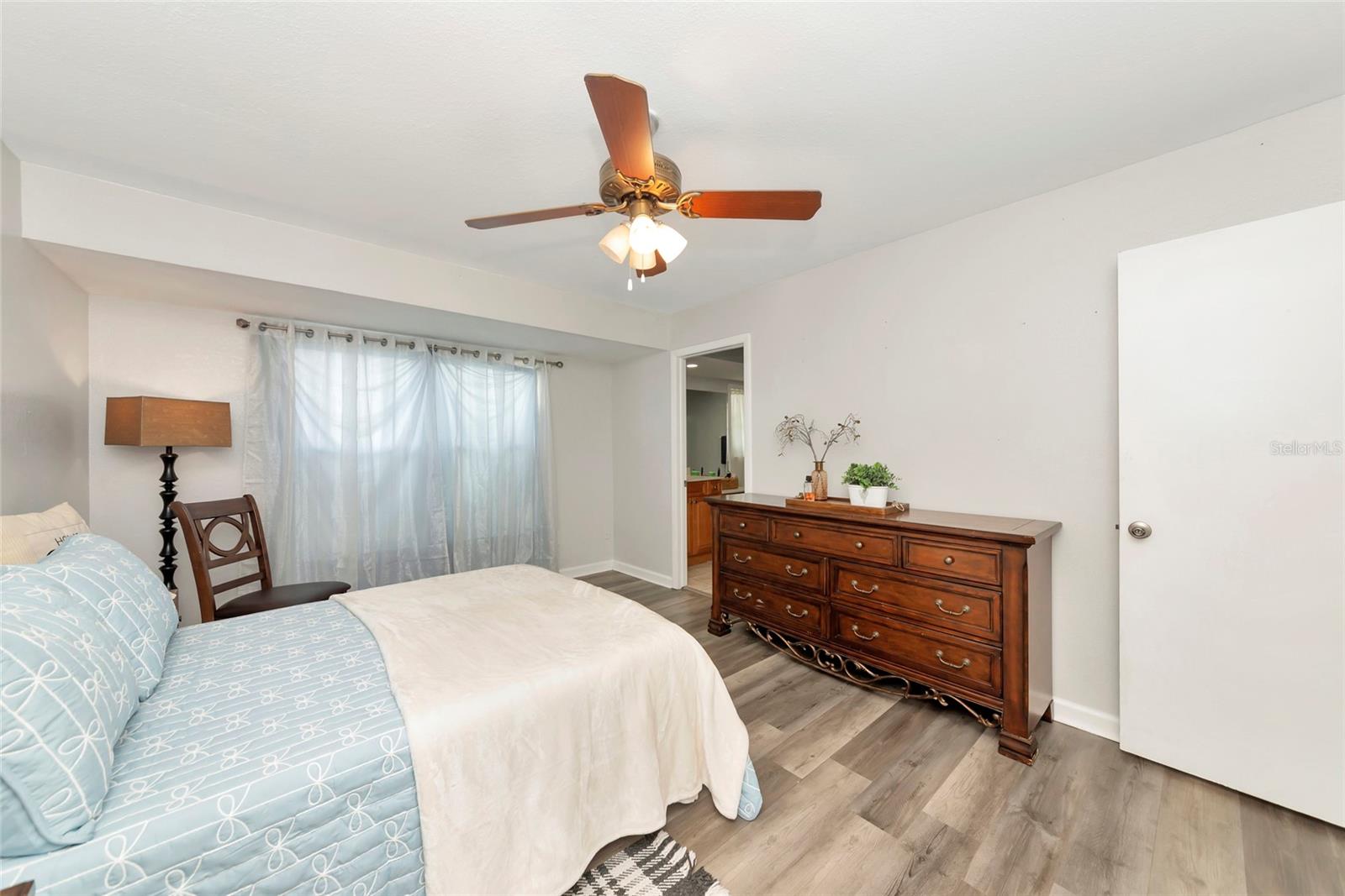 Image 20 of 50 For 6703 Electra Avenue