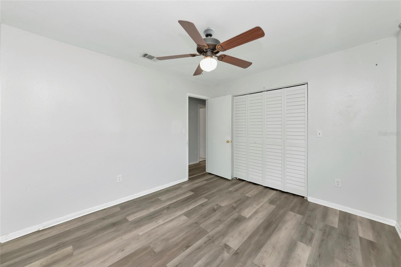 Image 31 of 50 For 6703 Electra Avenue