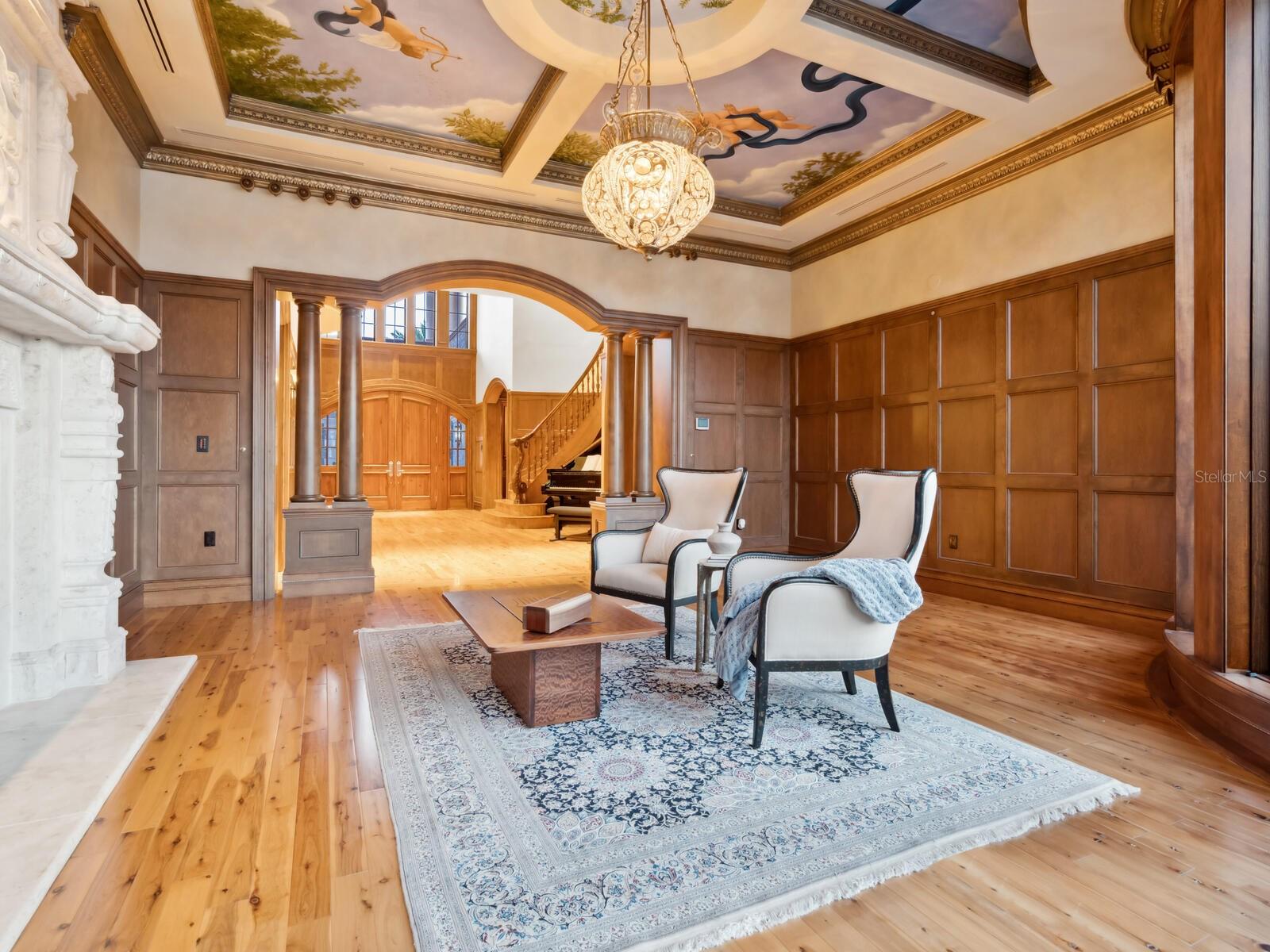 Image 19 of 76 For 1423 Hillview Drive