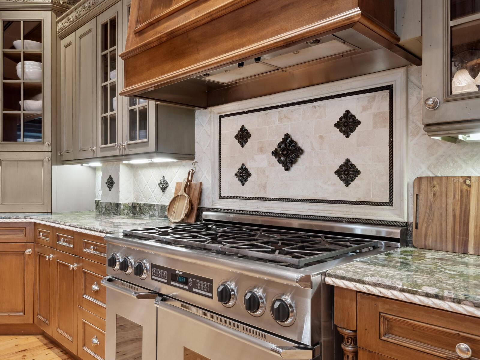 Image 26 of 76 For 1423 Hillview Drive