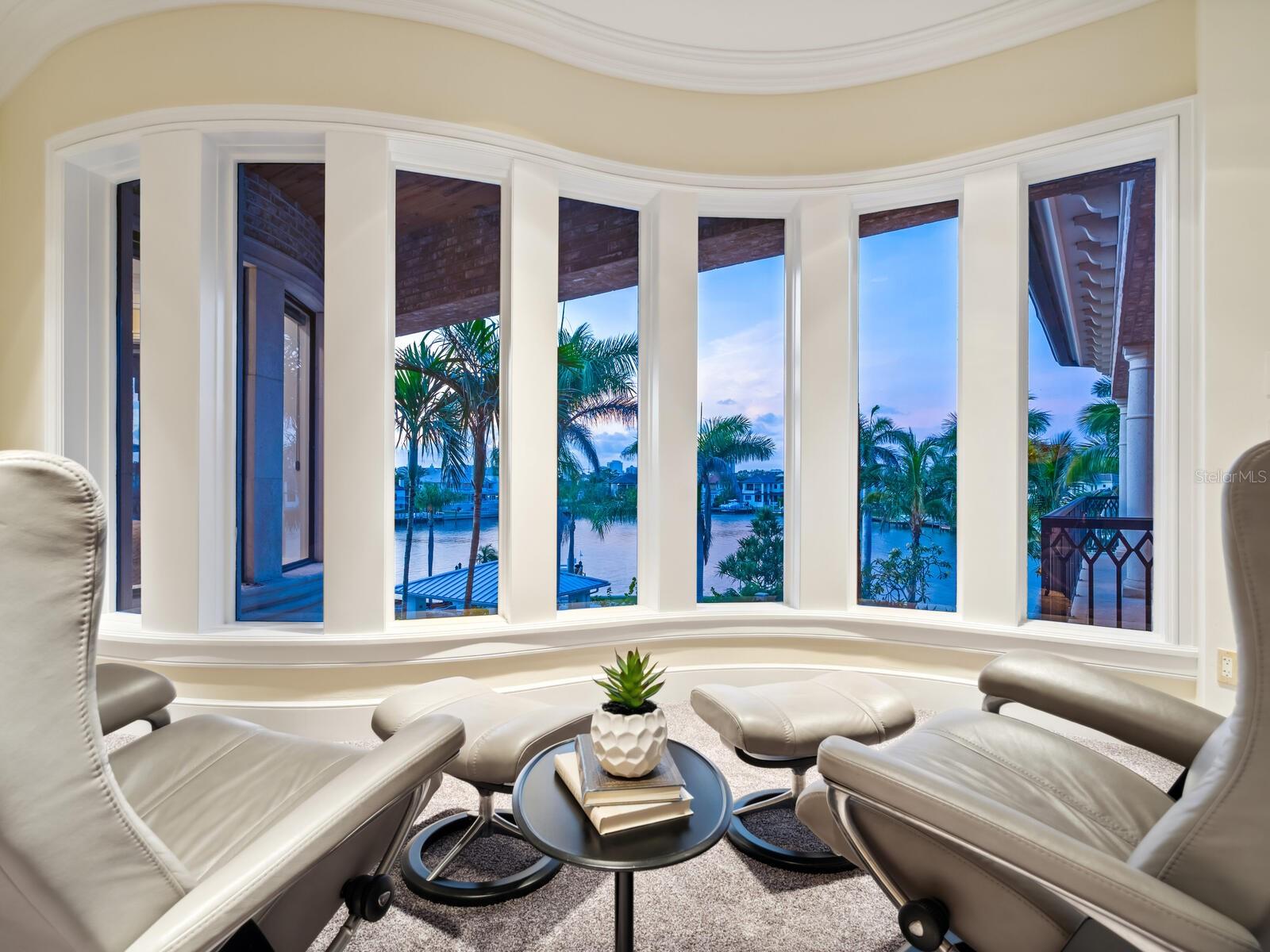 Image 35 of 76 For 1423 Hillview Drive