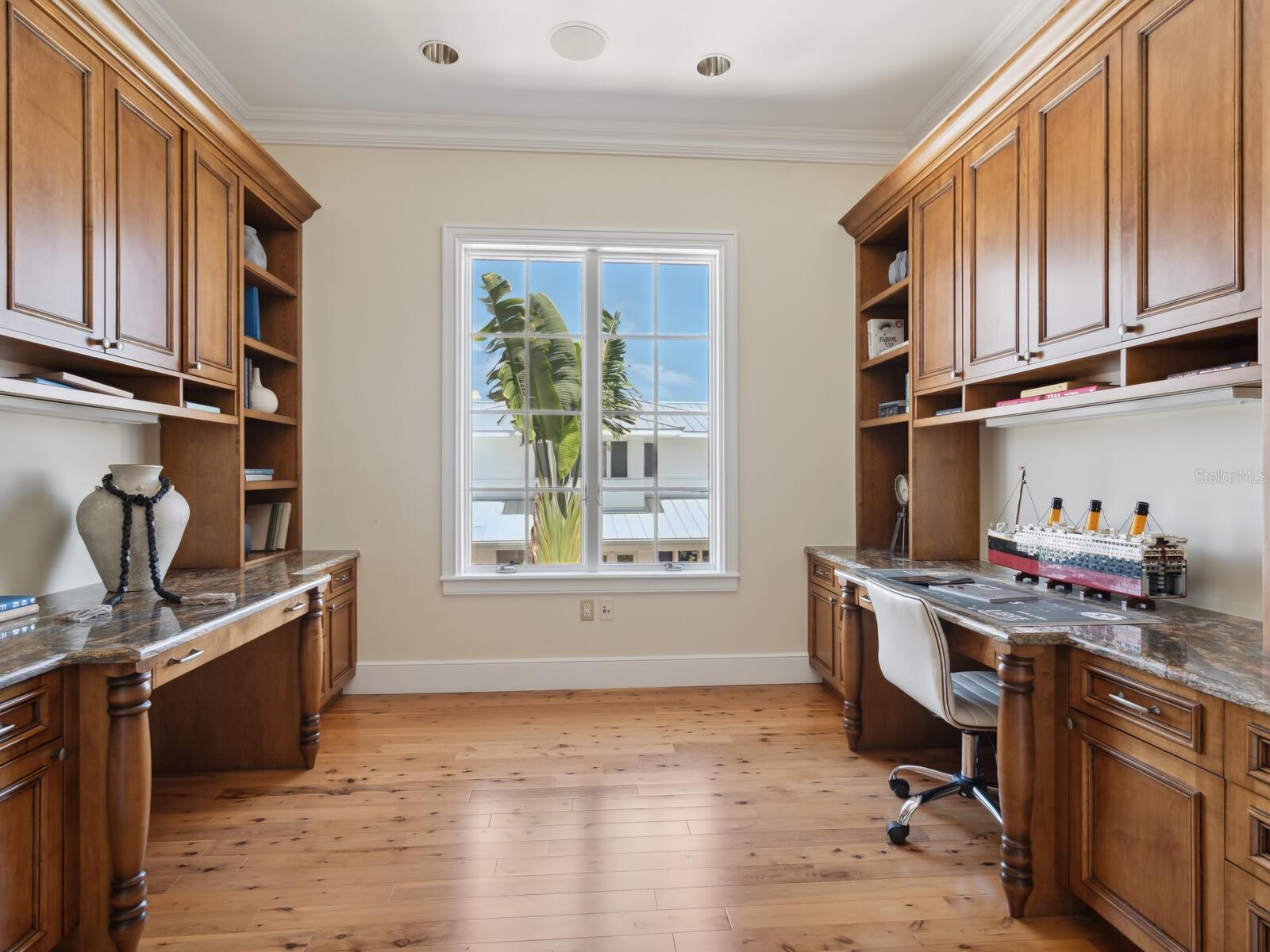 Image 48 of 76 For 1423 Hillview Drive