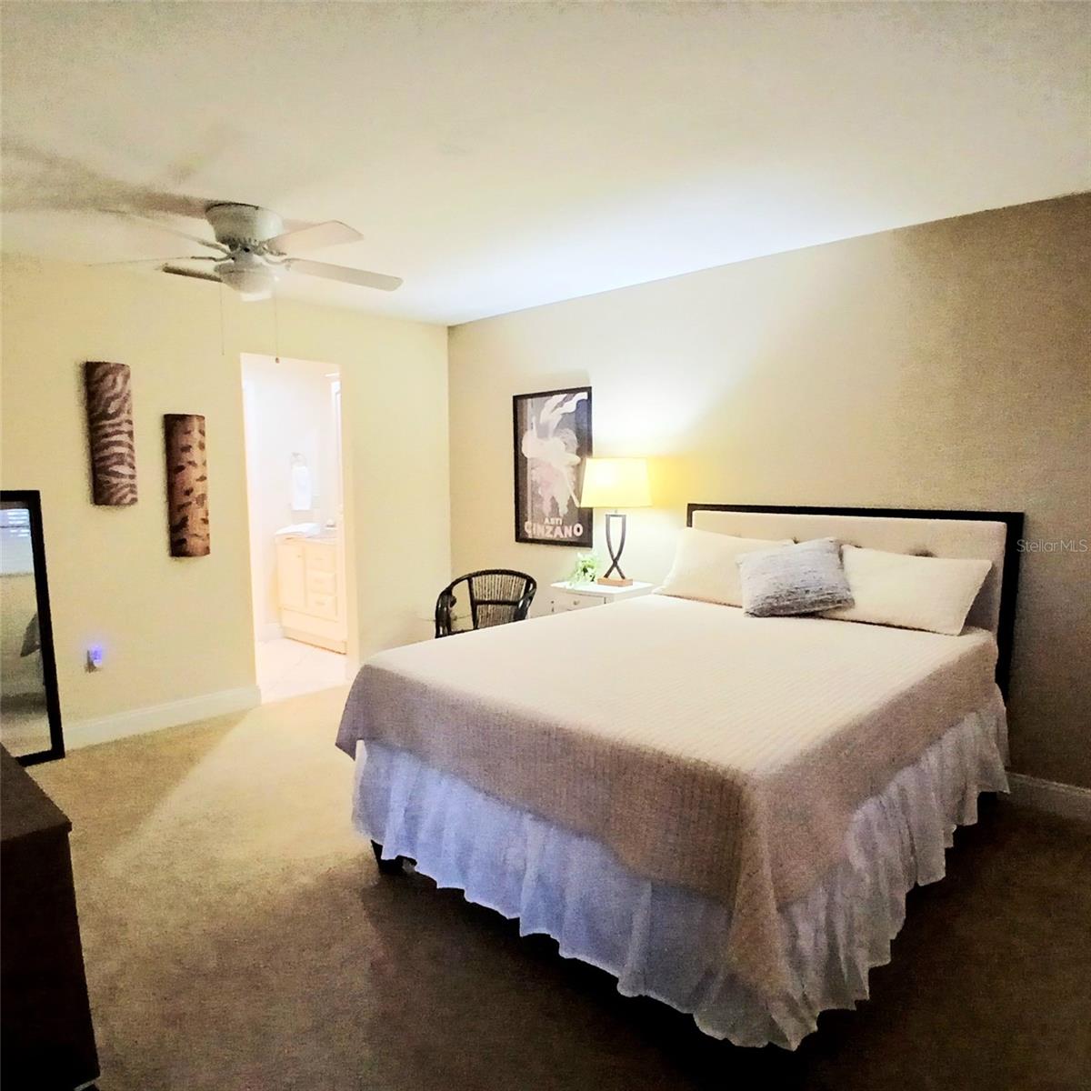 Image 12 of 41 For 7143 Wood Creek Drive 203