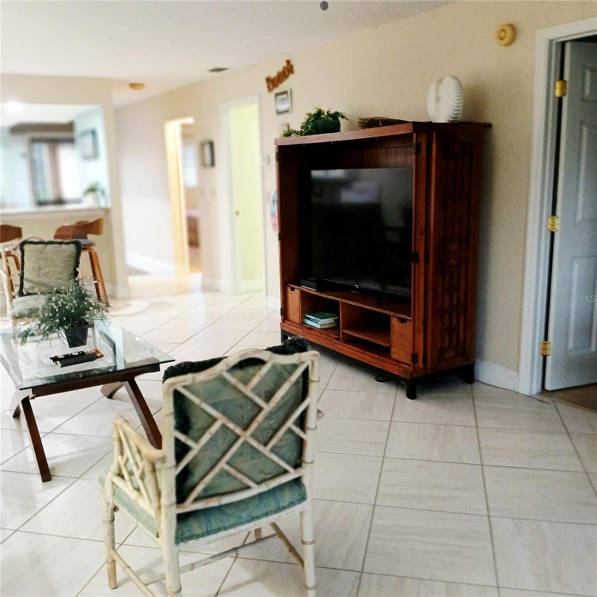 Image 18 of 41 For 7143 Wood Creek Drive 203