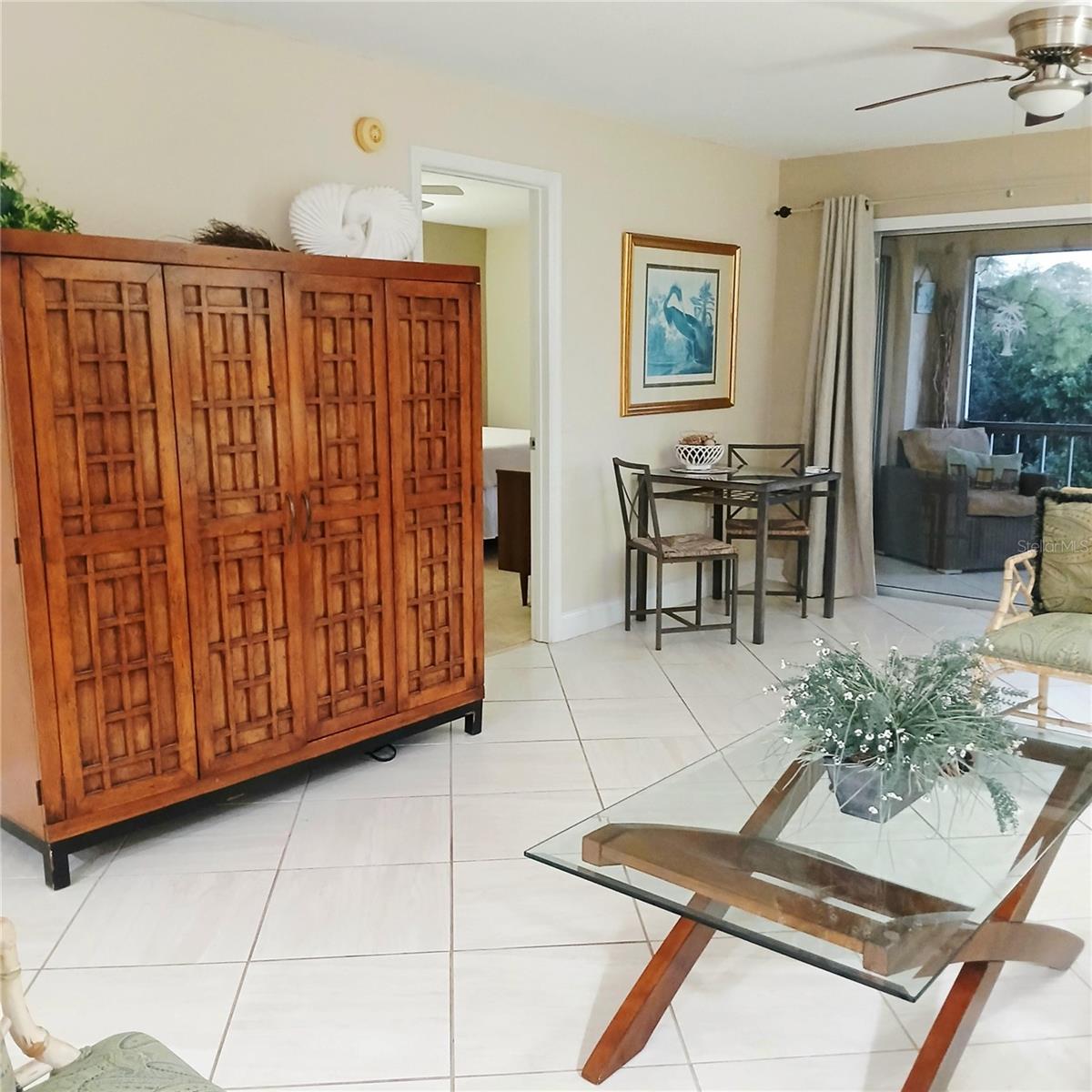 Image 29 of 41 For 7143 Wood Creek Drive 203