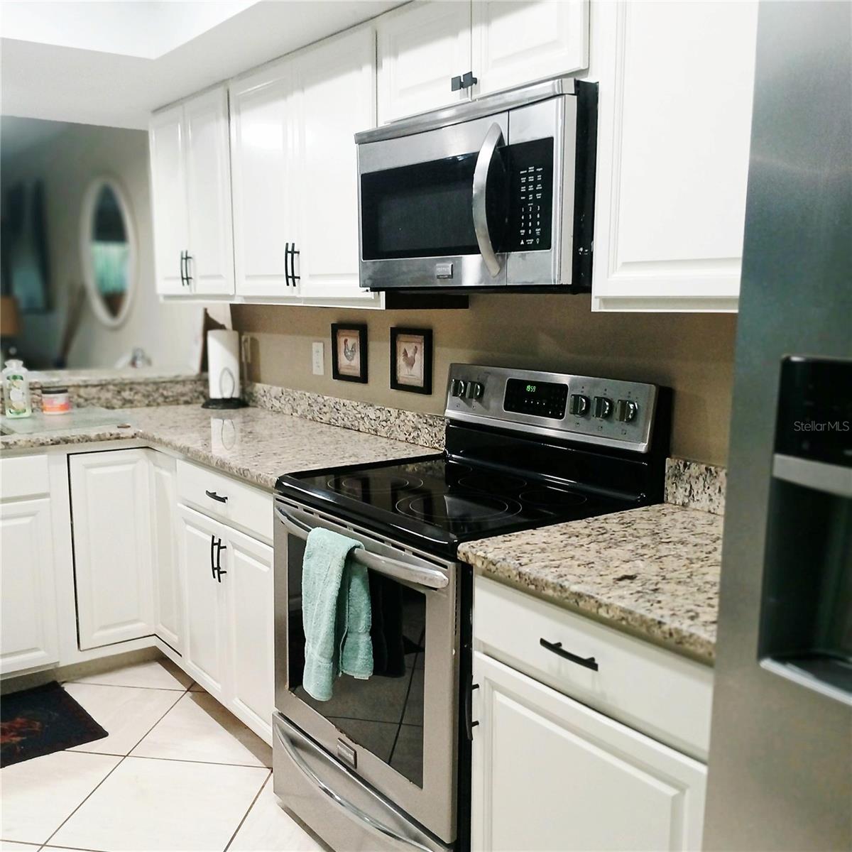 Image 6 of 41 For 7143 Wood Creek Drive 203