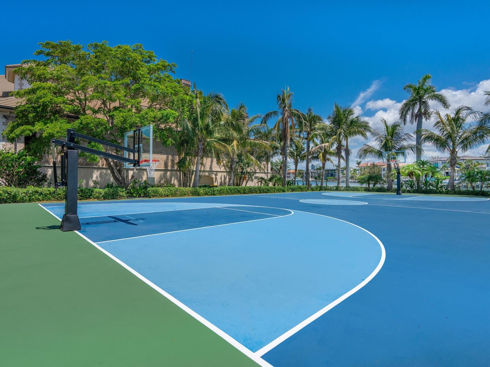 Image 12 of 14 For 1435 Hillview Drive