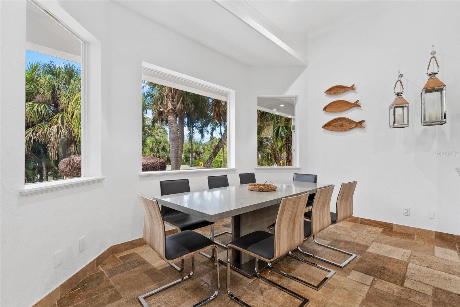 Image 16 of 94 For 3508 La Paloma Avenue