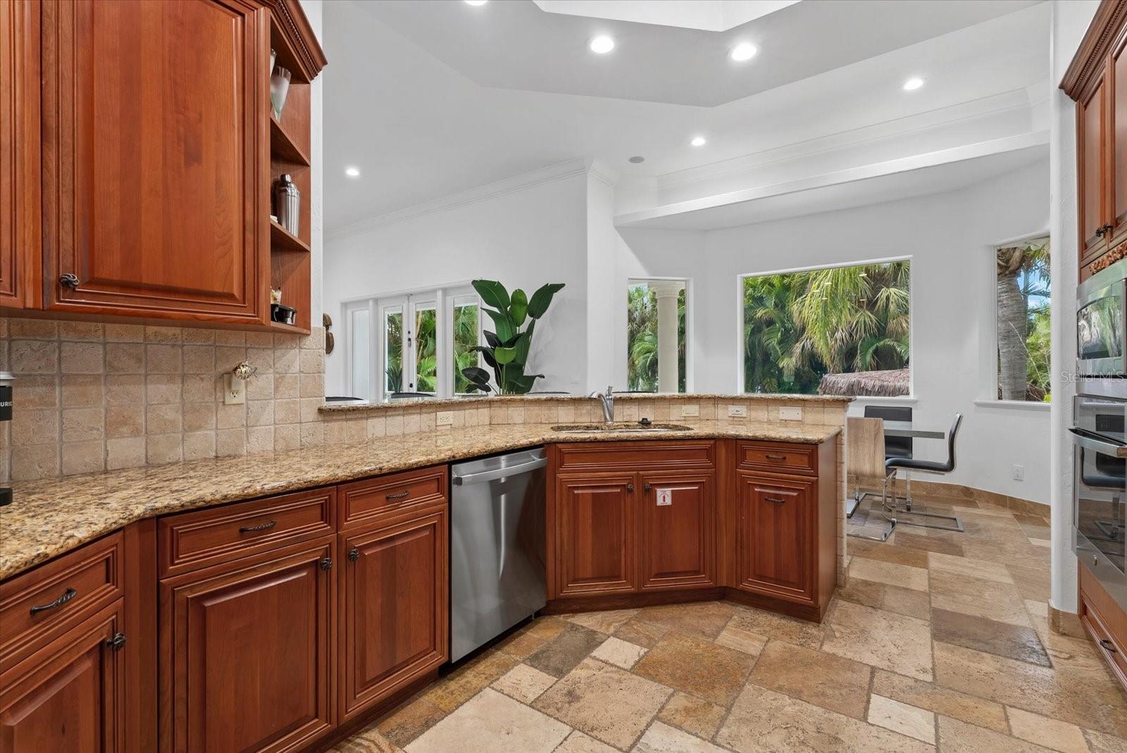 Image 19 of 94 For 3508 La Paloma Avenue