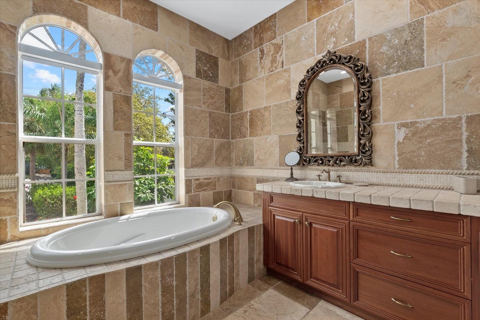 Image 26 of 94 For 3508 La Paloma Avenue