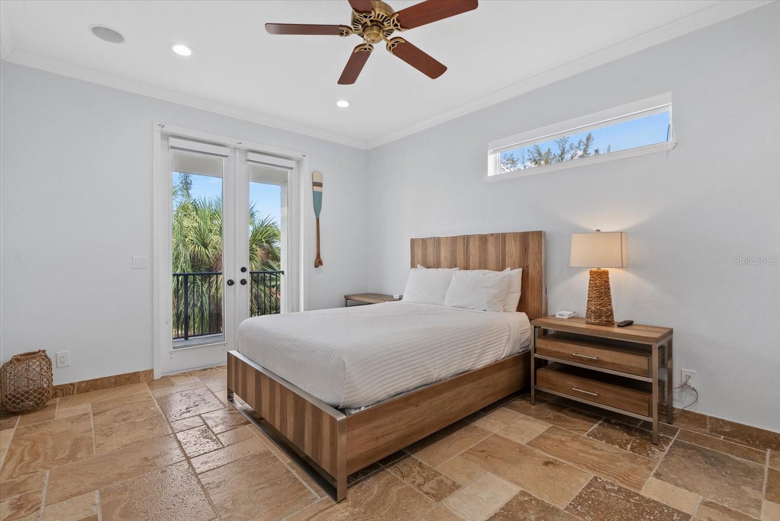 Image 35 of 94 For 3508 La Paloma Avenue