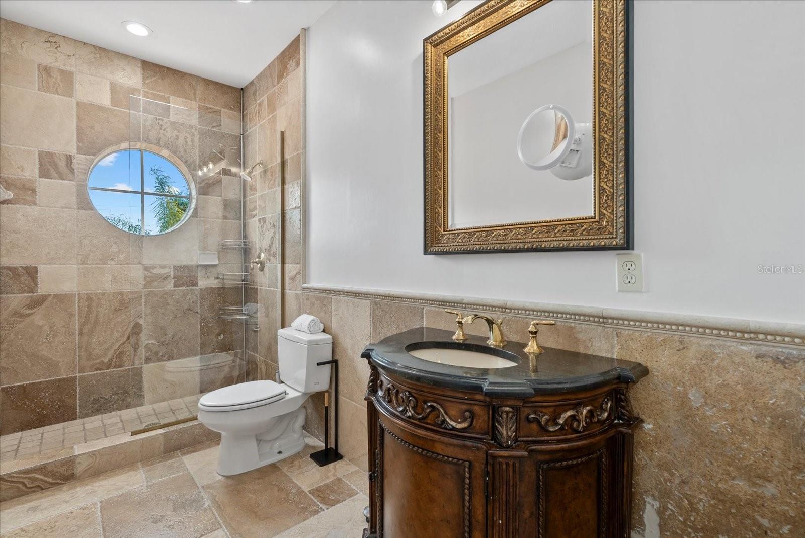 Image 38 of 94 For 3508 La Paloma Avenue