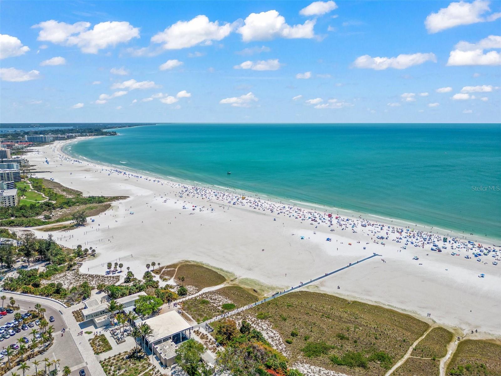 Image 65 of 94 For 3508 La Paloma Avenue