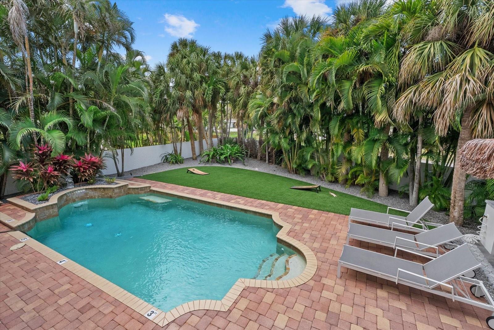 Image 8 of 94 For 3508 La Paloma Avenue