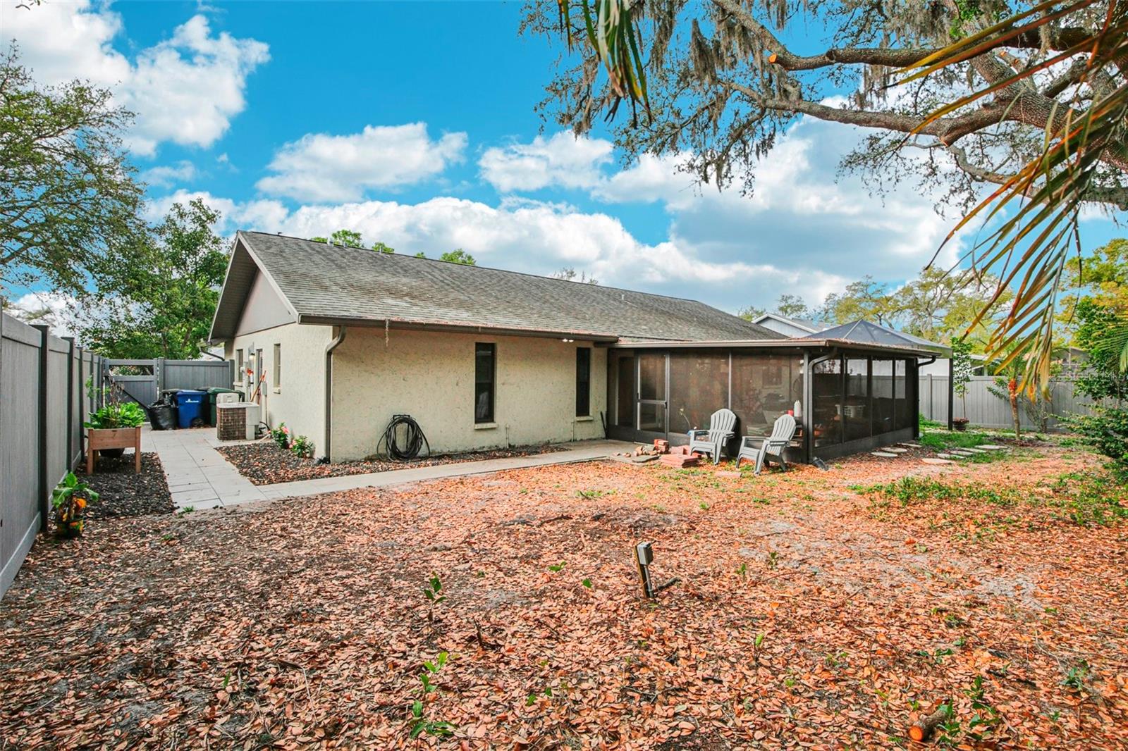 Image 36 of 41 For 5753 Colonial Oaks Boulevard